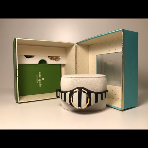 KATE SPADE ACTIVITY TRACKER - Picture 3 of 6